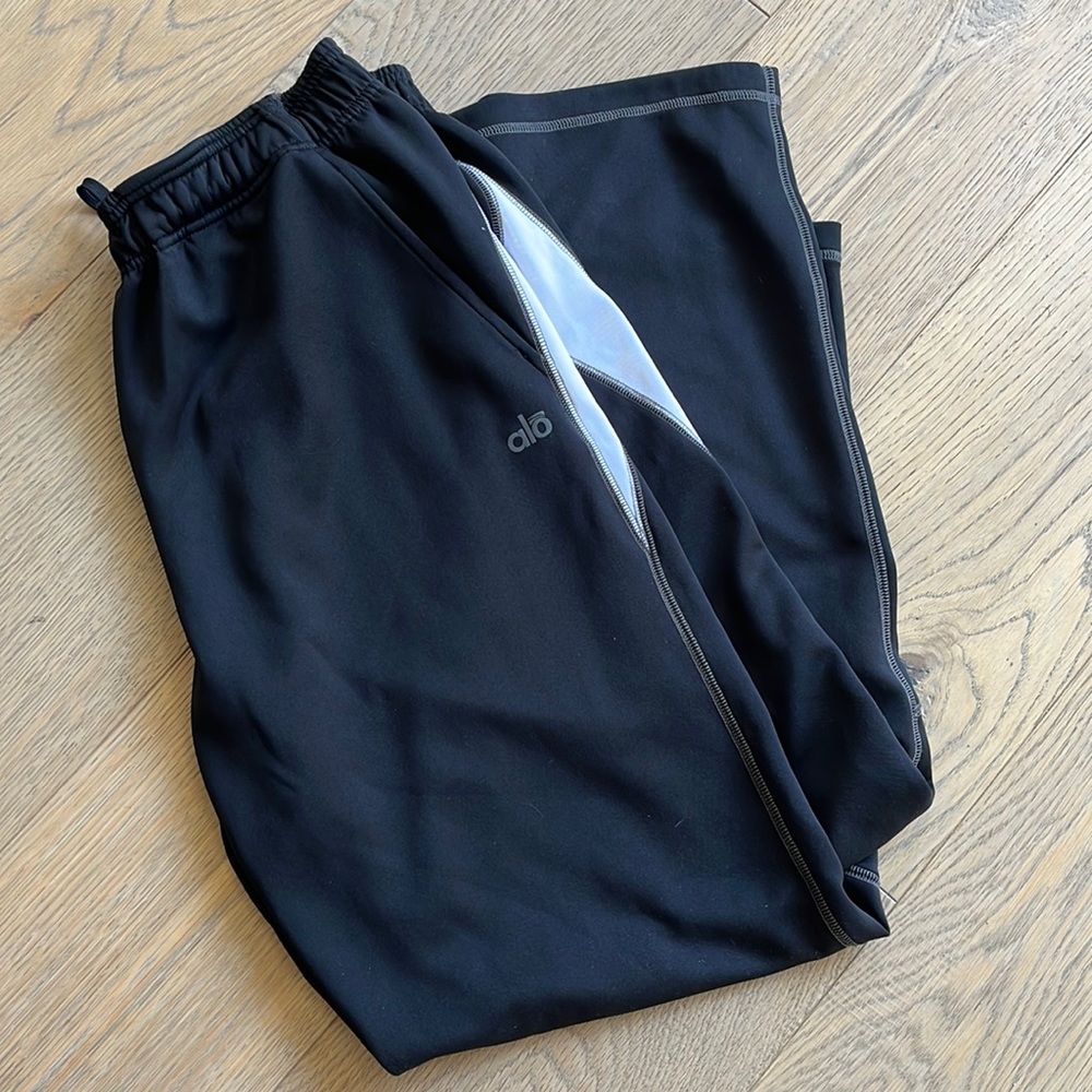Alo yoga Mens sweatpants size medium